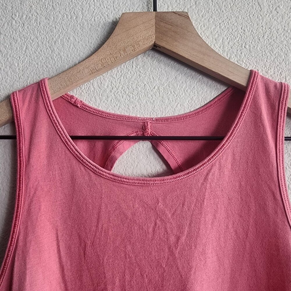 Lululemon Tank Top Womens Medium Pink Open Back Sleeveless Athletic Yoga Gym - Picture 3 of 8